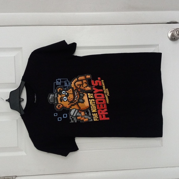 FIVE NIGHT AT FREDDY'S SHIRT SIZE XL - Picture 2 of 5